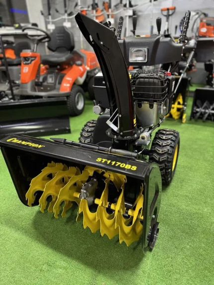 Снегоуборщик ЧЕМПИОН ST1170BS