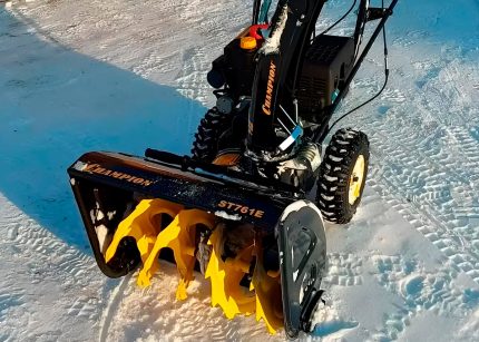 Снегоуборщик ЧЕМПИОН ST761E